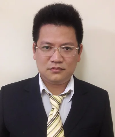 Portrait of Dr. Trung Le